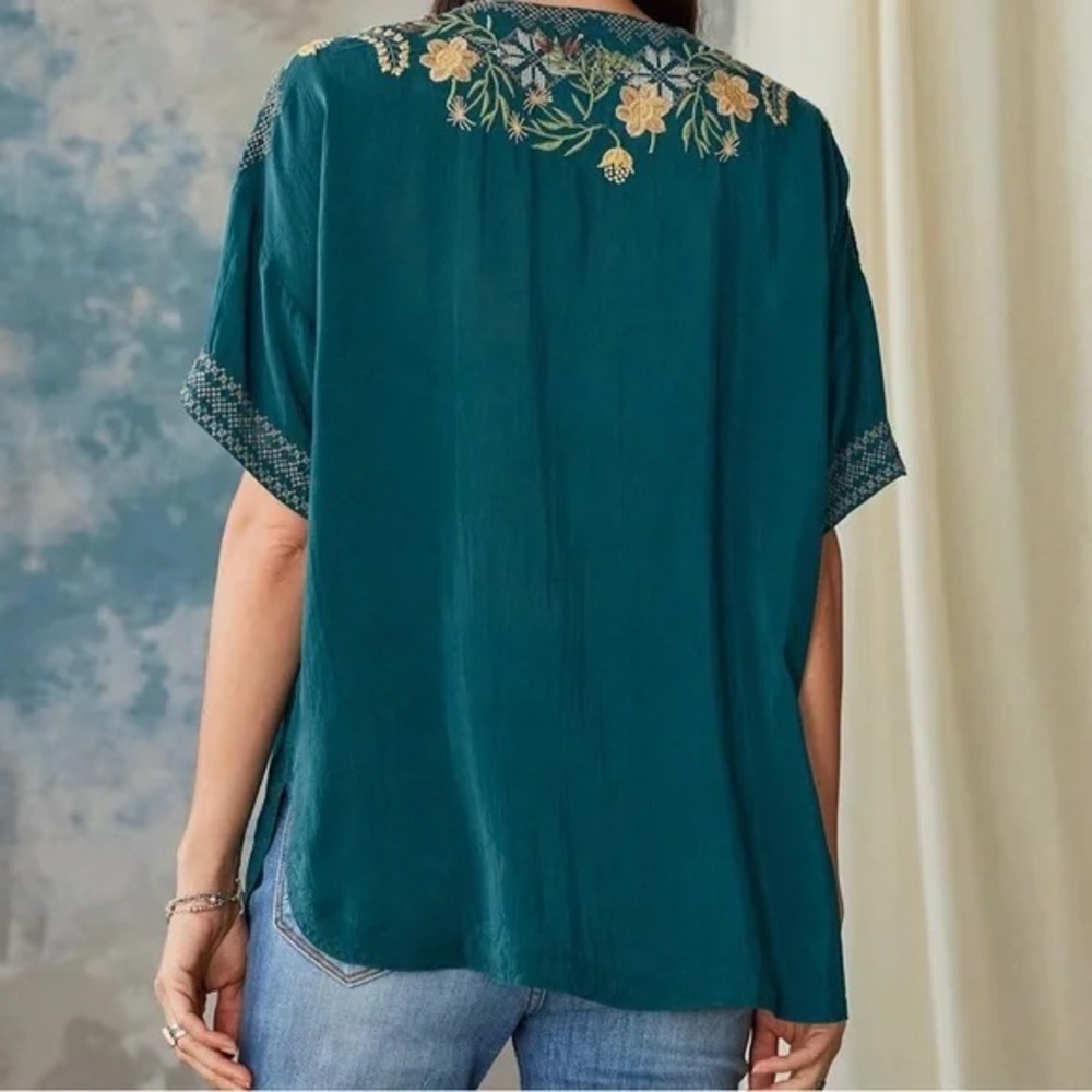 Johnny Was Darlyn Biya Teal Floral Embroidered Blouse Size medium - Picture 2 of 11